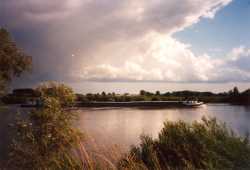 Copyright © 2005 Beate Hefler. Alle Rechte vorbehalten. Bild Nr. 021